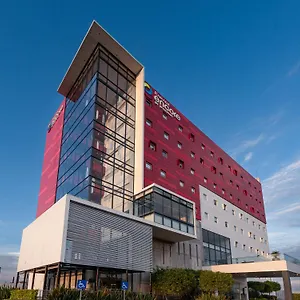 Ramada Encore By Wyndham Queretaro El Salitre