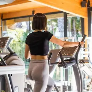 https://alojate-en-la-mejor-zona-de-la-costa-dorada.catalonia-hotels.com